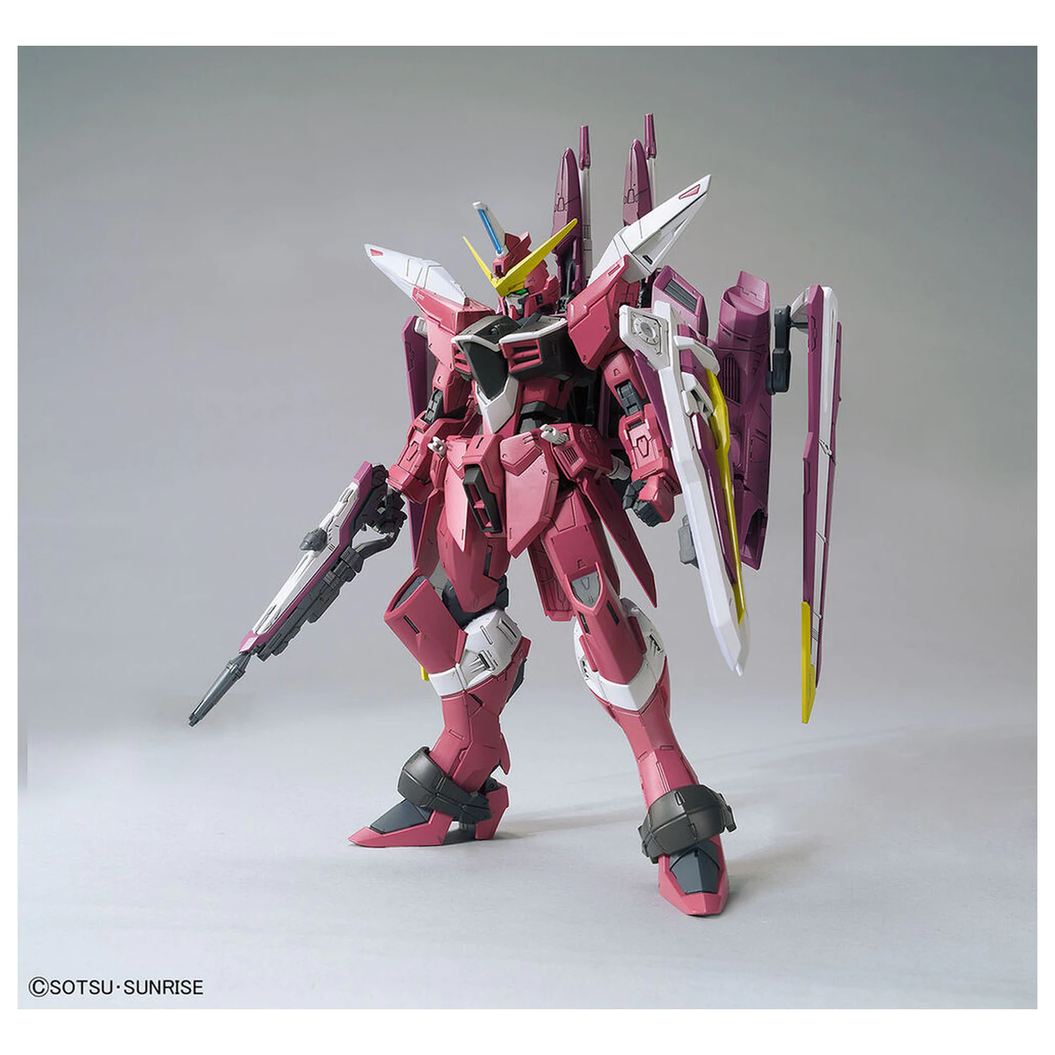 Gundam MG 1/100 Infinite Justice modell készlet  termékfotó