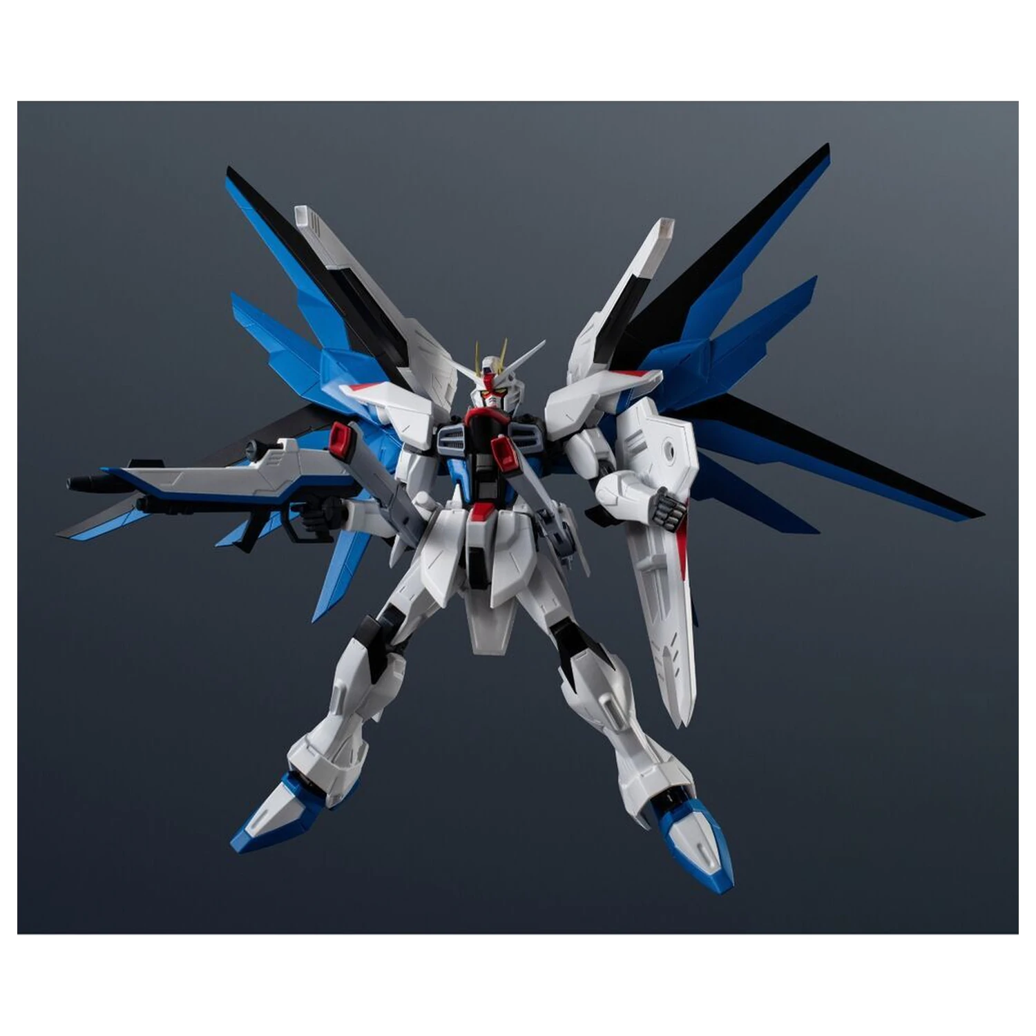 Gundam Universe ZGMF-X10A Freedom Gundam Renewal figura 15cm termékfotó