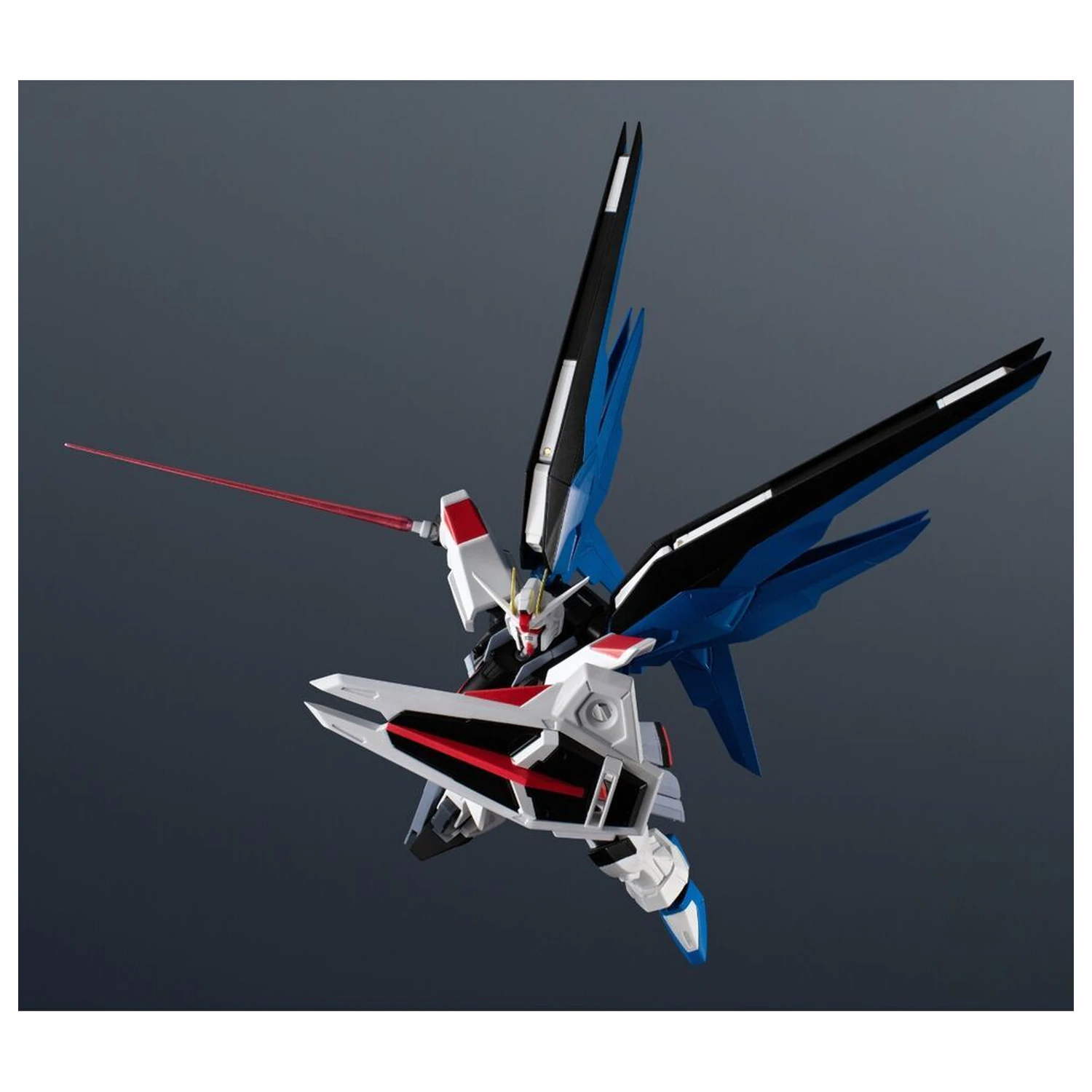 Gundam Universe ZGMF-X10A Freedom Gundam Renewal figura 15cm termékfotó
