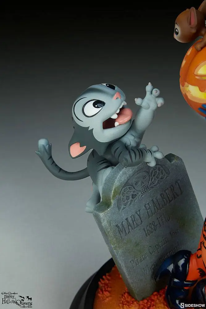 Happy HallowQueens Collocetion Pumpkin Witch by Chris Sanders szobor figura 34 cm termékfotó
