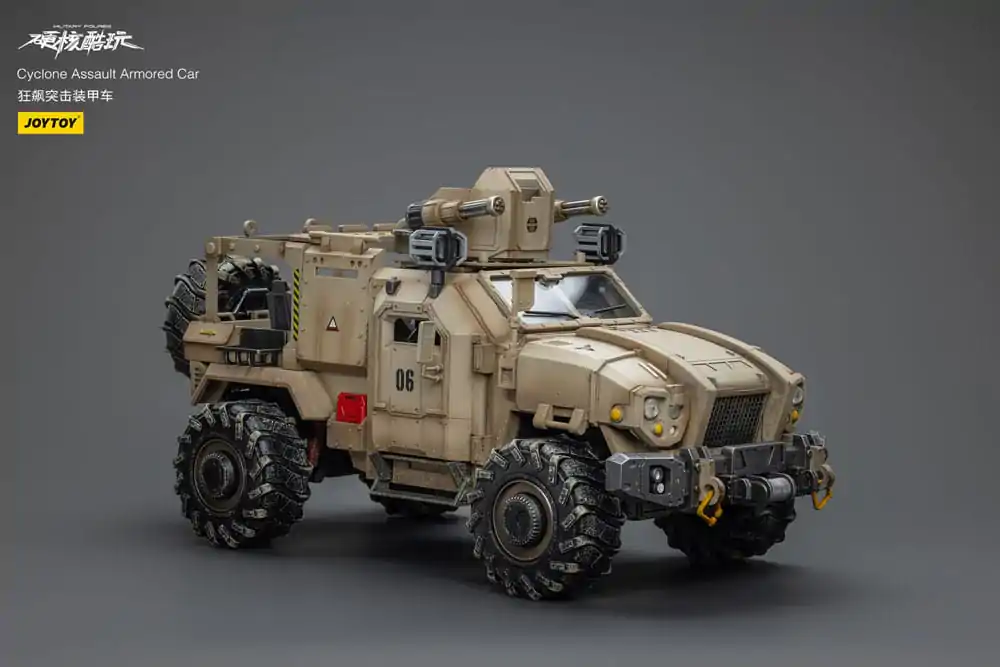 Hardcore Coldplay 1/18 Cyclone Assauit Armored Car jármű termékfotó