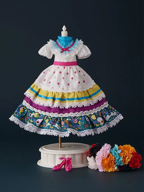 Harmonia Bloom Seasonal Doll Outfit Set: Gabriela (White) termékfotó