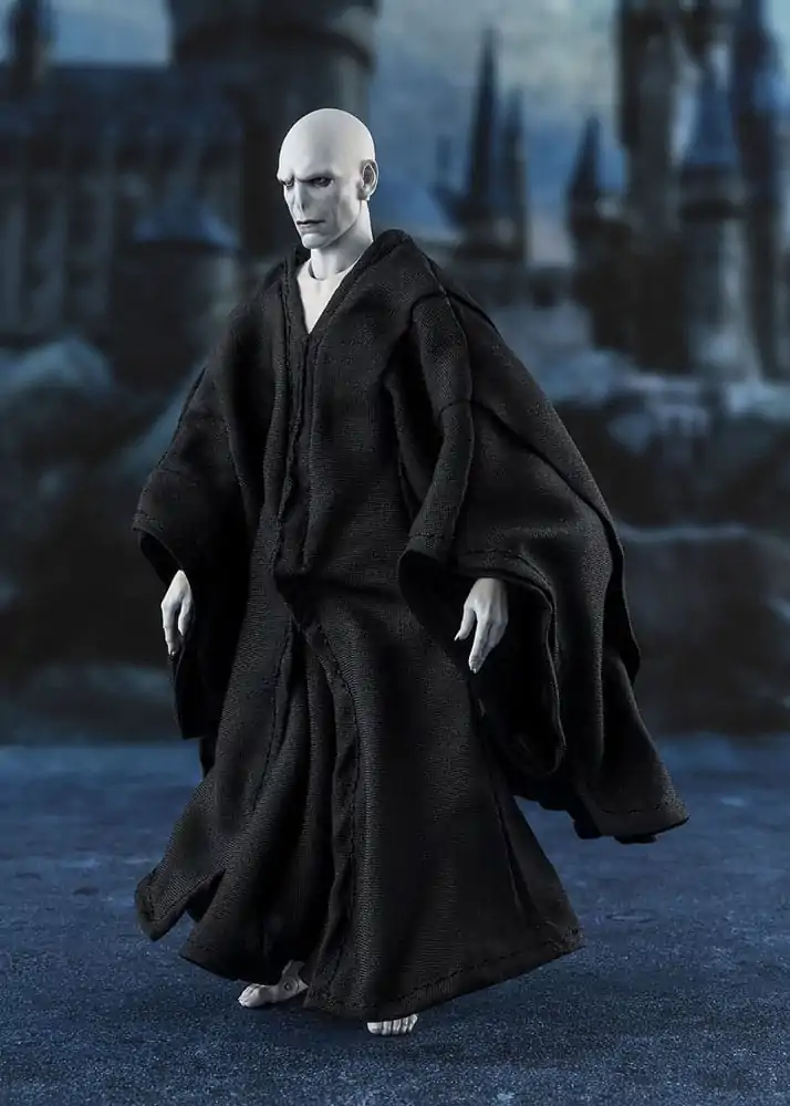 Harry Potter and the Philosopher&#039;s Stone S.H. Figuarts akciófigura Lord Voldemort 15 cm termékfotó