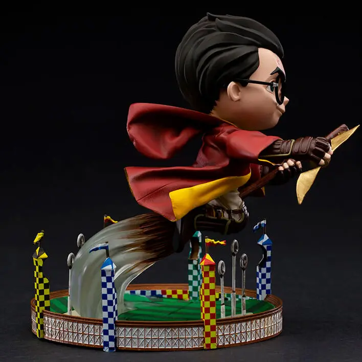 Harry Potter at the Quiddich Match MiniCo Illusion figura termékfotó