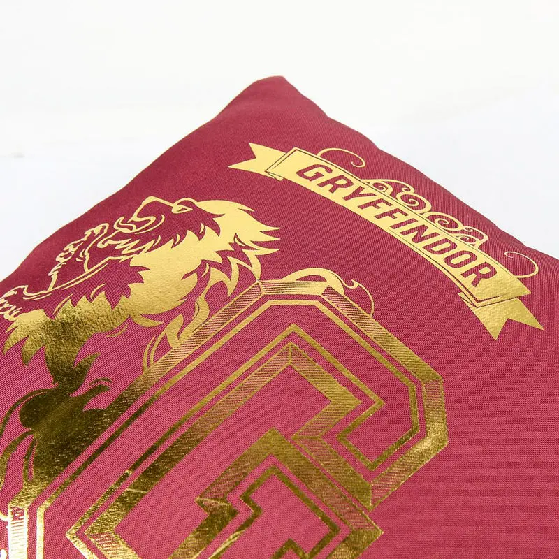 Harry Potter Griffendél prémium párna termékfotó