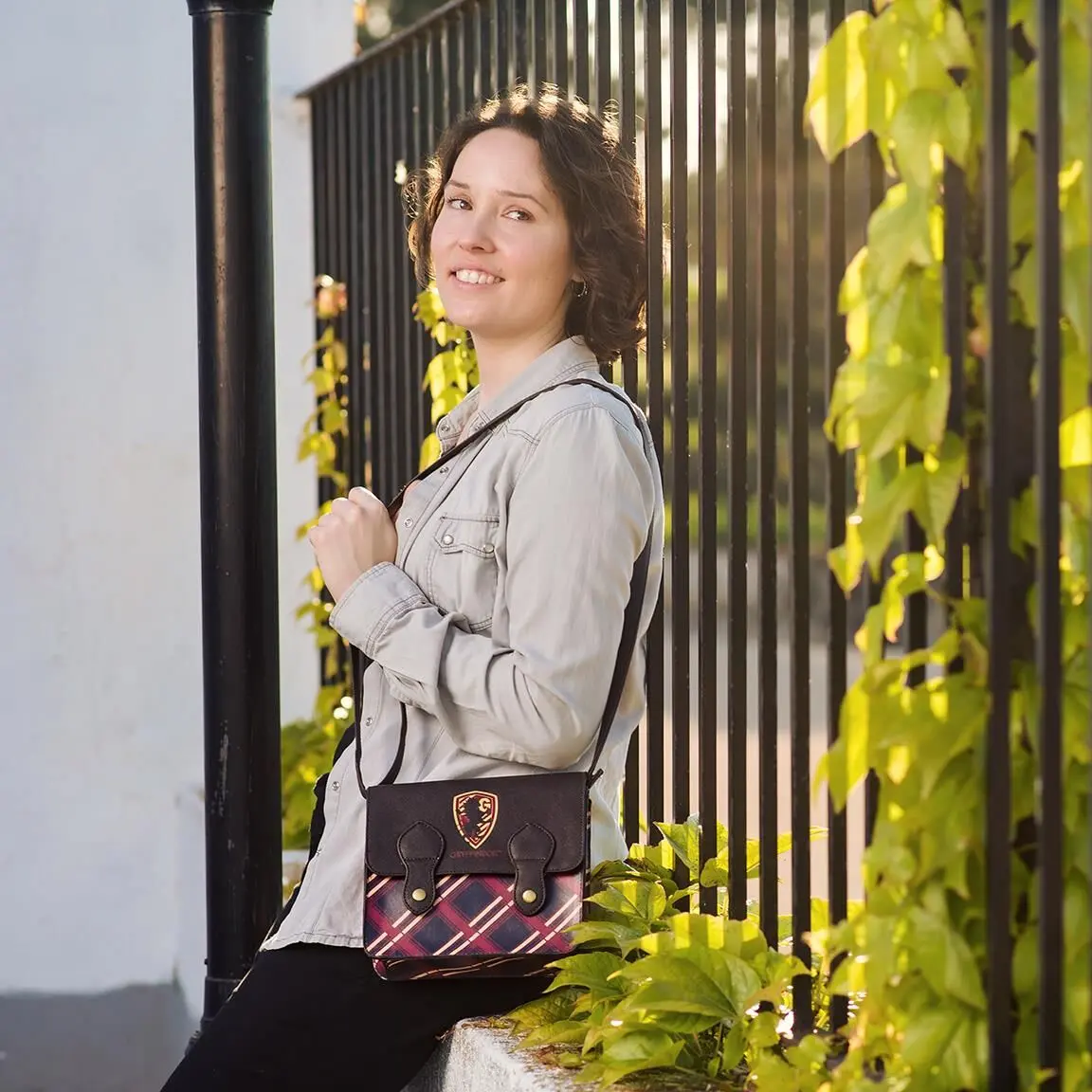 Harry Potter Griffendél válltáska termékfotó