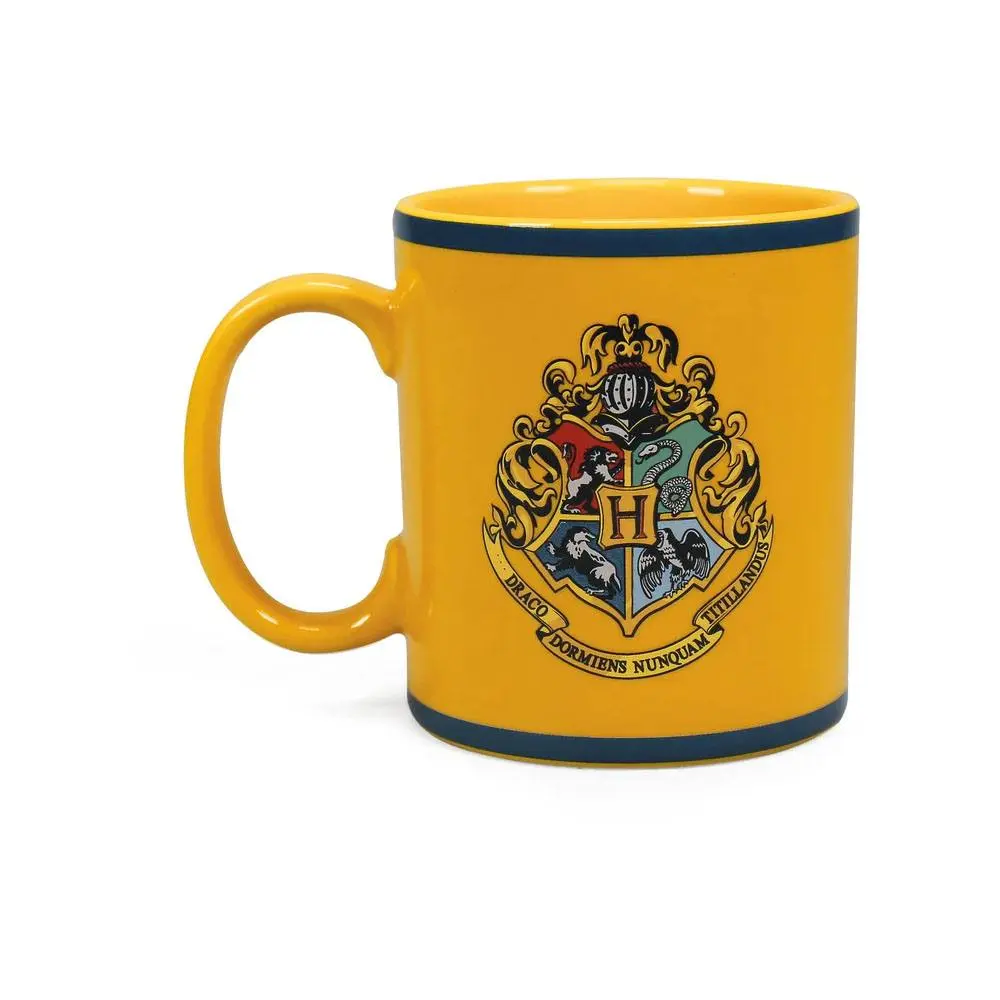 Harry Potter Mug Hufflepuff Crest termékfotó