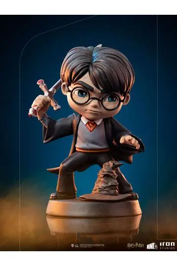 Harry Potter Mini Co. Harry Potter with Sword of Gryffindor PVC figura 14 cm termékfotó