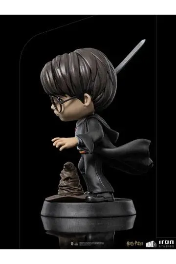 Harry Potter Mini Co. Harry Potter with Sword of Gryffindor PVC figura 14 cm termékfotó