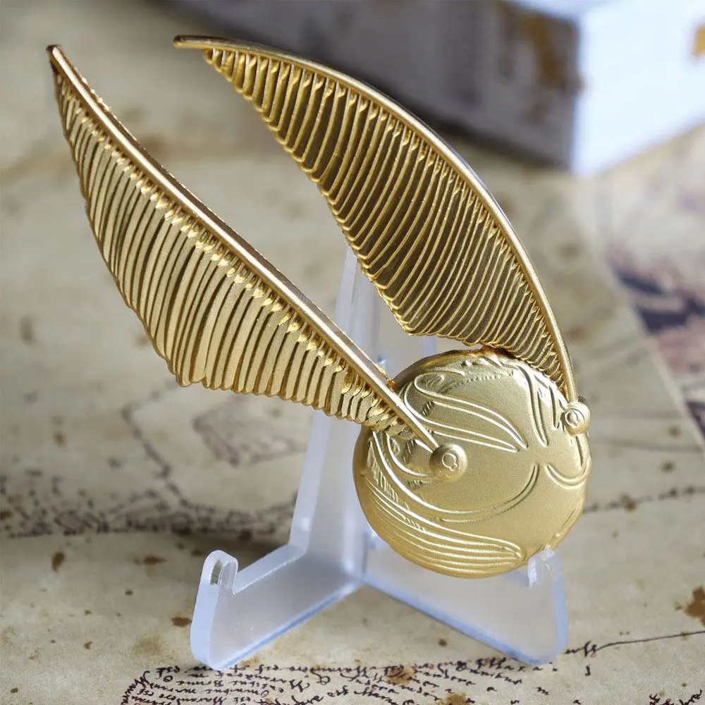 Harry Potter XL Oversized Snitch prémium kitűző (aranyozott) termékfotó