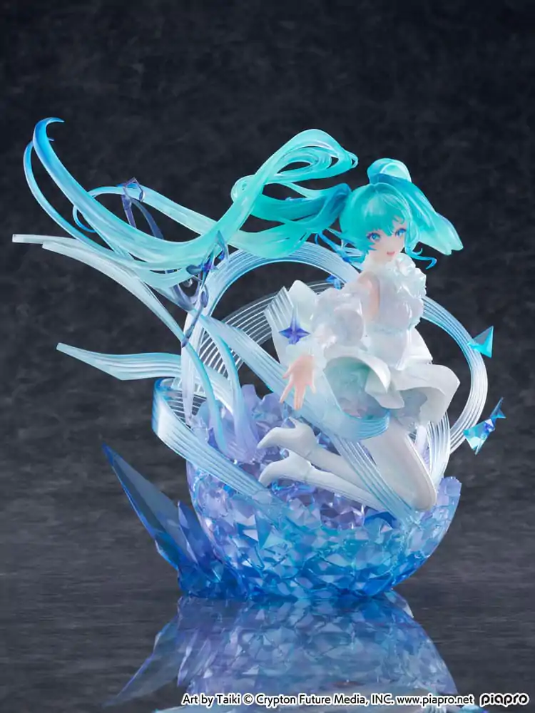 Hatsune Miku 1/7 Hatsune Miku - Crystal Dress Ver. PVC szobor figura 22 cm    termékfotó
