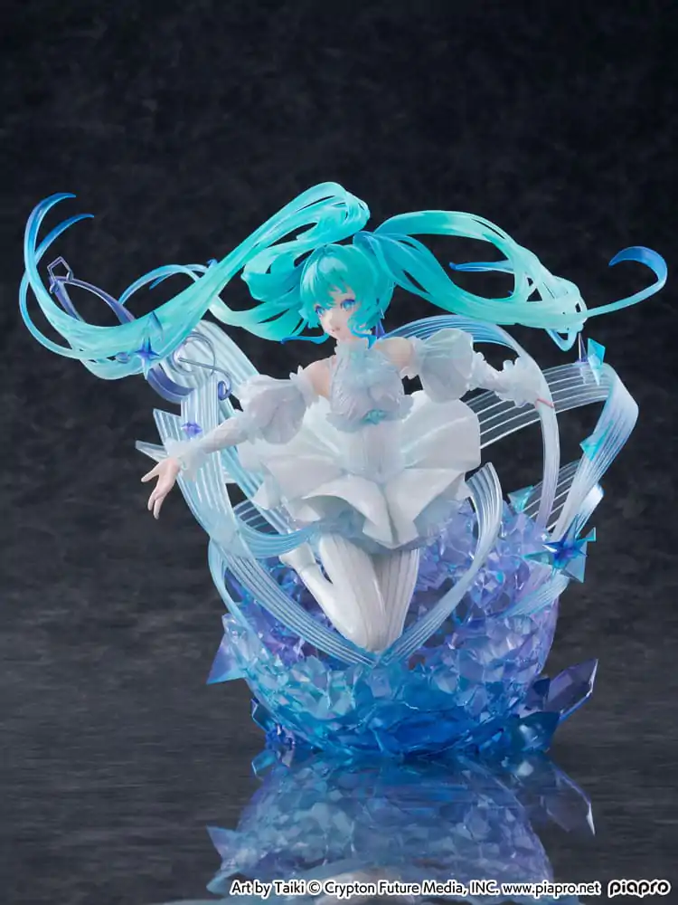 Hatsune Miku 1/7 Hatsune Miku - Crystal Dress Ver. PVC szobor figura 22 cm    termékfotó