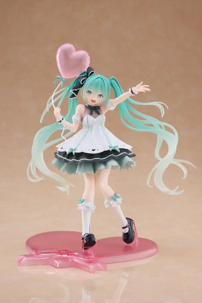 Hatsune Miku AMP+ Hatsune Miku Birthday 2025 Party Ver. PVC szobor figura 21 cm termékfotó
