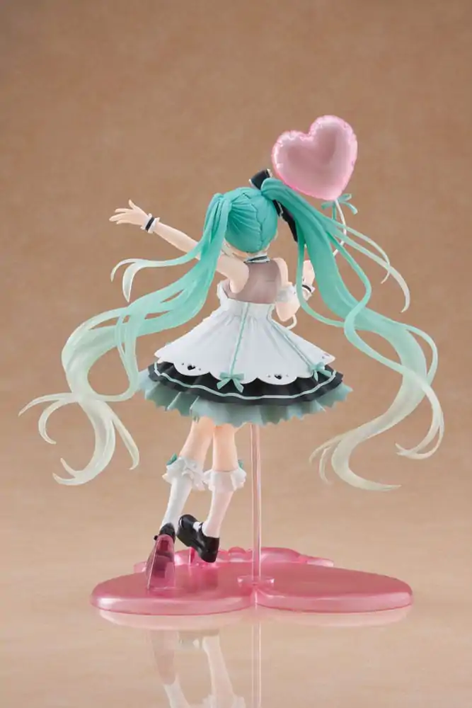 Hatsune Miku AMP+ Hatsune Miku Birthday 2025 Party Ver. PVC szobor figura 21 cm termékfotó