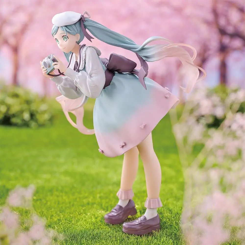 Hatsune Miku Camera Holiday Memories figura 20cm termékfotó