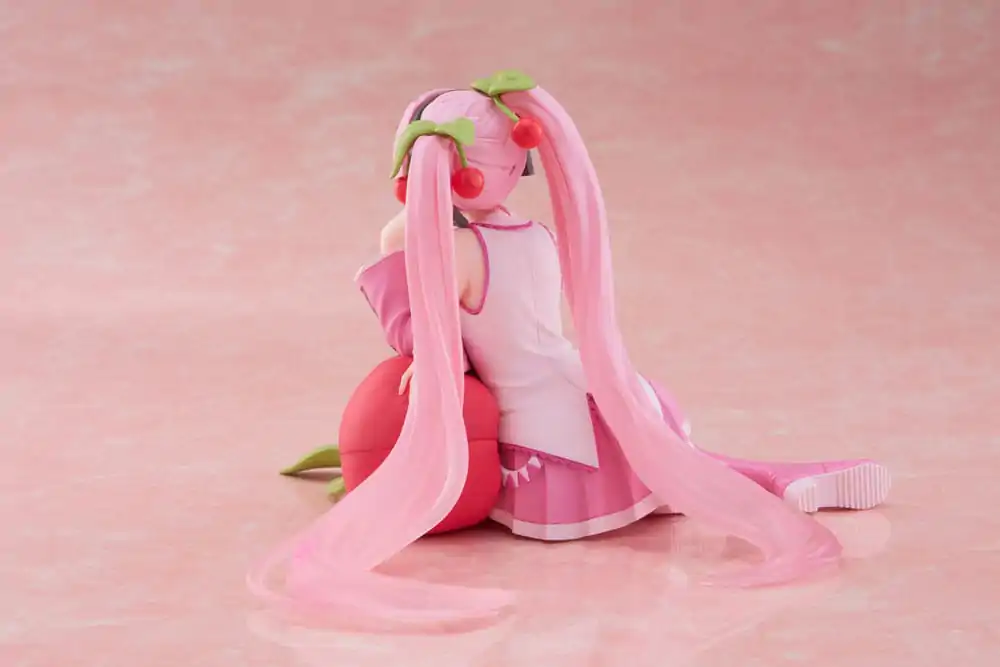 Hatsune Miku Desktop Cute figura Sakura Miku Cherry Cushion Ver. PVC szobor figura 13 cm termékfotó