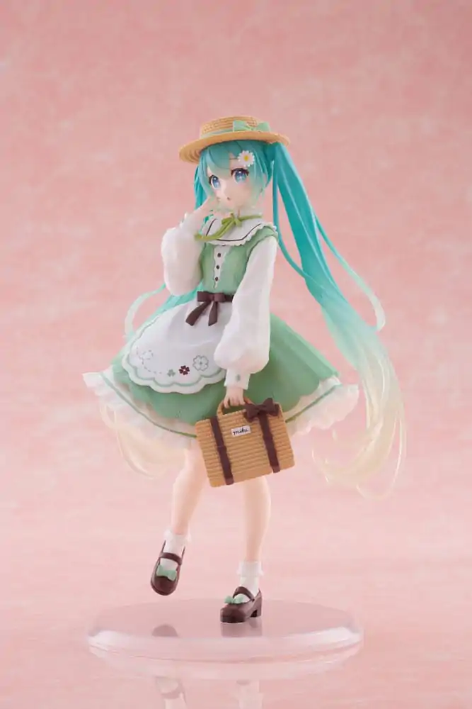 Hatsune Miku Fashion Country Ver. PVC szobor figura 18 cm termékfotó