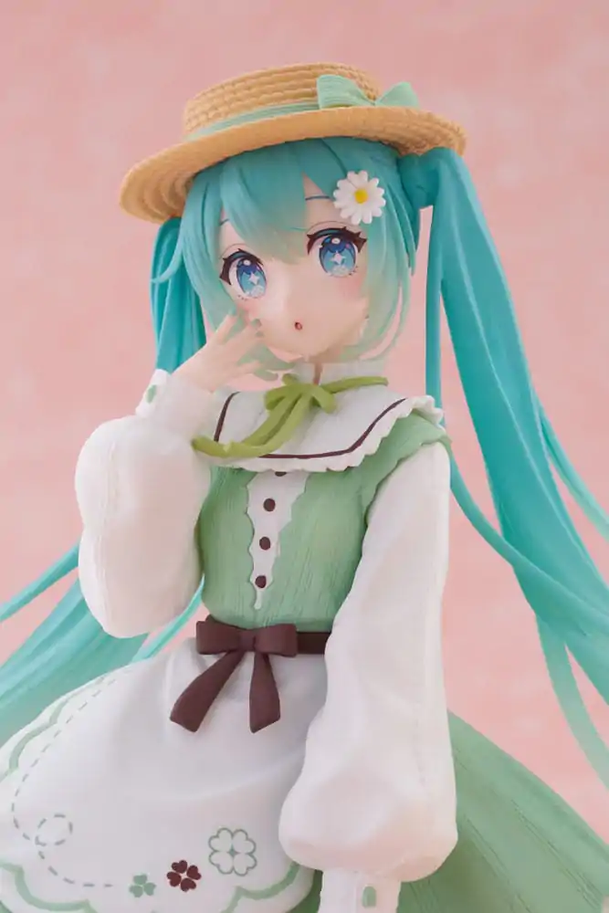 Hatsune Miku Fashion Country Ver. PVC szobor figura 18 cm termékfotó