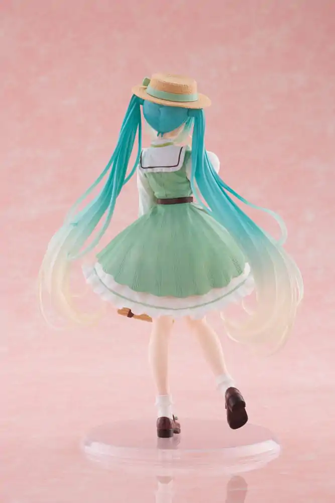 Hatsune Miku Fashion Country Ver. PVC szobor figura 18 cm termékfotó