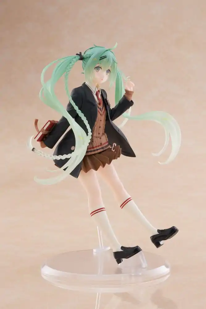 Hatsune Miku Hatsune Miku Fashion Preppy Ver. PVC szobor figura 18 cm termékfotó