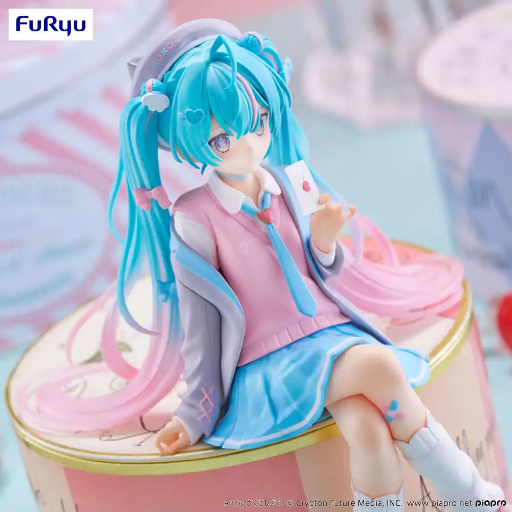 Hatsune Miku Noodle Stopper Love Blazer PVC szobor figura 13 cm termékfotó