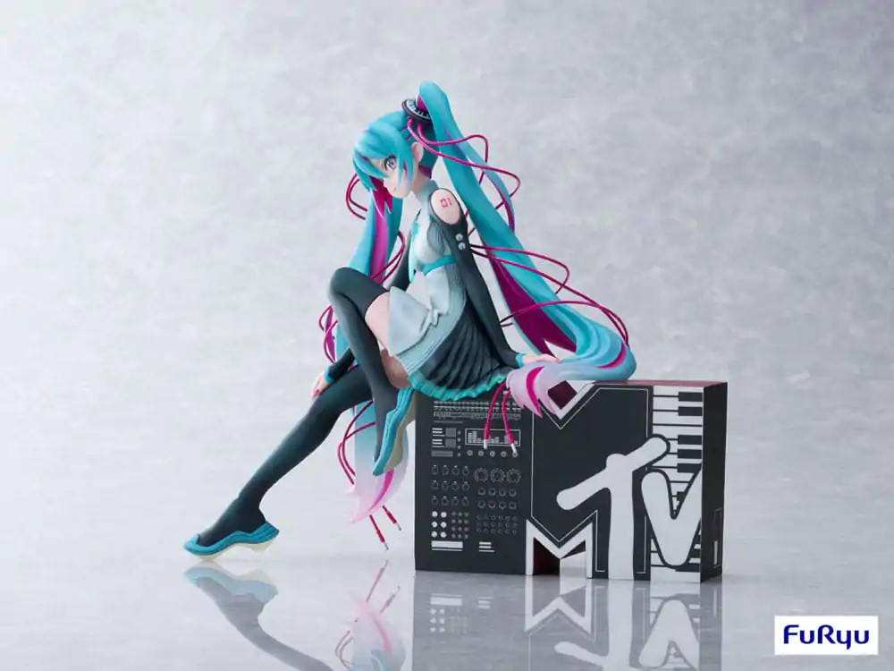 Hatsune Miku1/7 Hatsune Miku x MTV  szobor figura 20 cm termékfotó