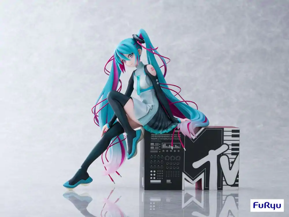 Hatsune Miku1/7 Hatsune Miku x MTV  szobor figura 20 cm termékfotó