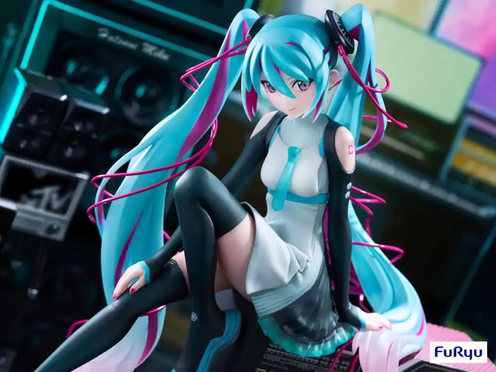 Hatsune Miku1/7 Hatsune Miku x MTV  szobor figura 20 cm termékfotó