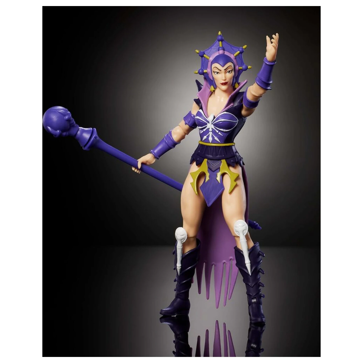 He-Man and the Masters of the Universe Evil-Lyn figura termékfotó