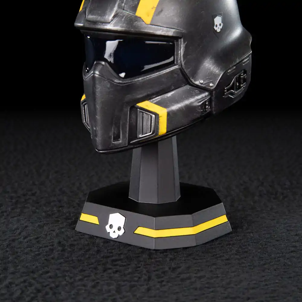 Helldivers 2 1/4 B-01 Tactical Helmet replika 11 cm termékfotó