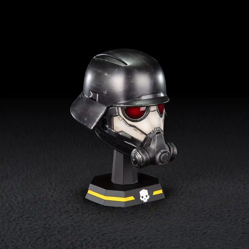 Helldivers 2 1/4 Field Chemist Helmet replika 11 cm termékfotó