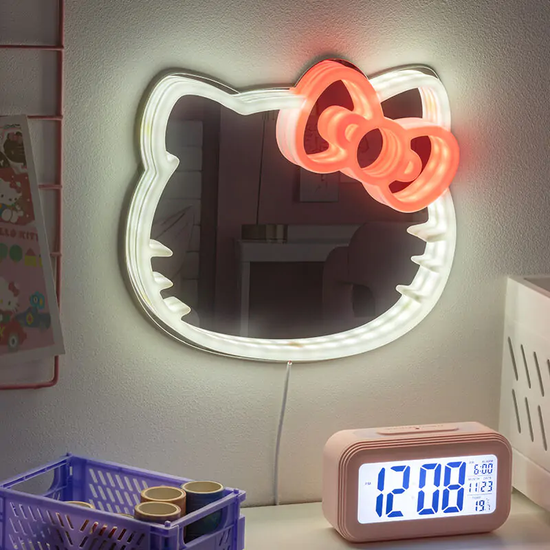 Hello Kitty LED-es tükör termékfotó