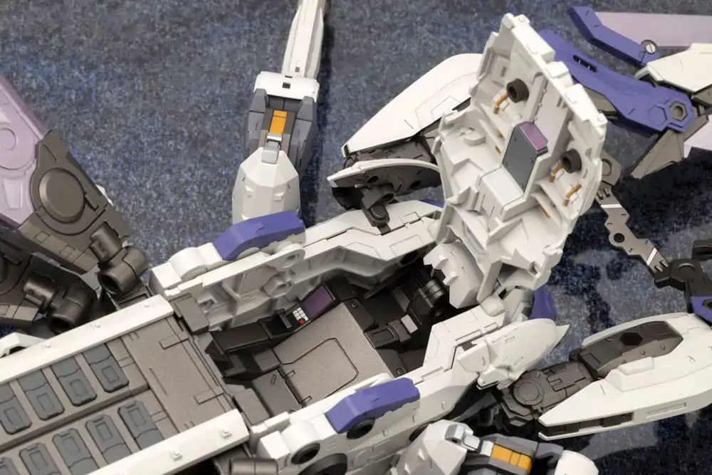 Hexa Gear 1/24 Gertrude Műanyag modell készlet 36 cm termékfotó