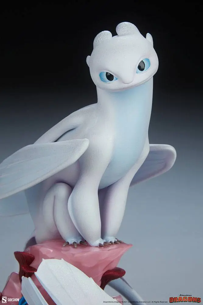 How To Train Your Dragon Light Fury szobor figura 26 cm termékfotó