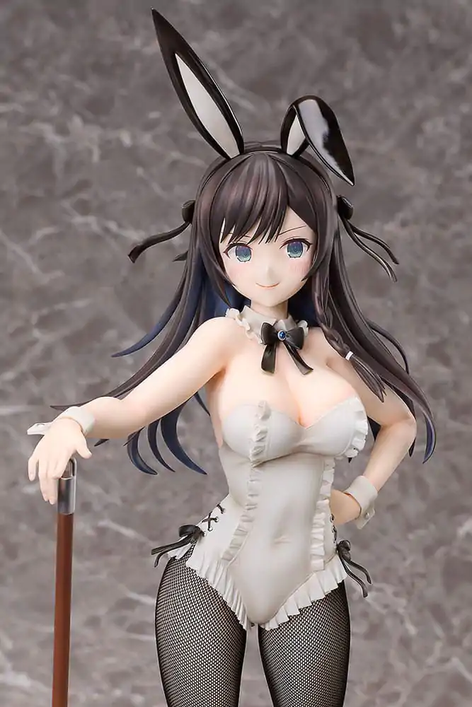 I May Be a Guild Receptionist, But I&#039;ll Solo Any Boss to Clock Out on Time 1/4 Alina Clover: Bunny Ver. PVC szobor figura 44 cm termékfotó