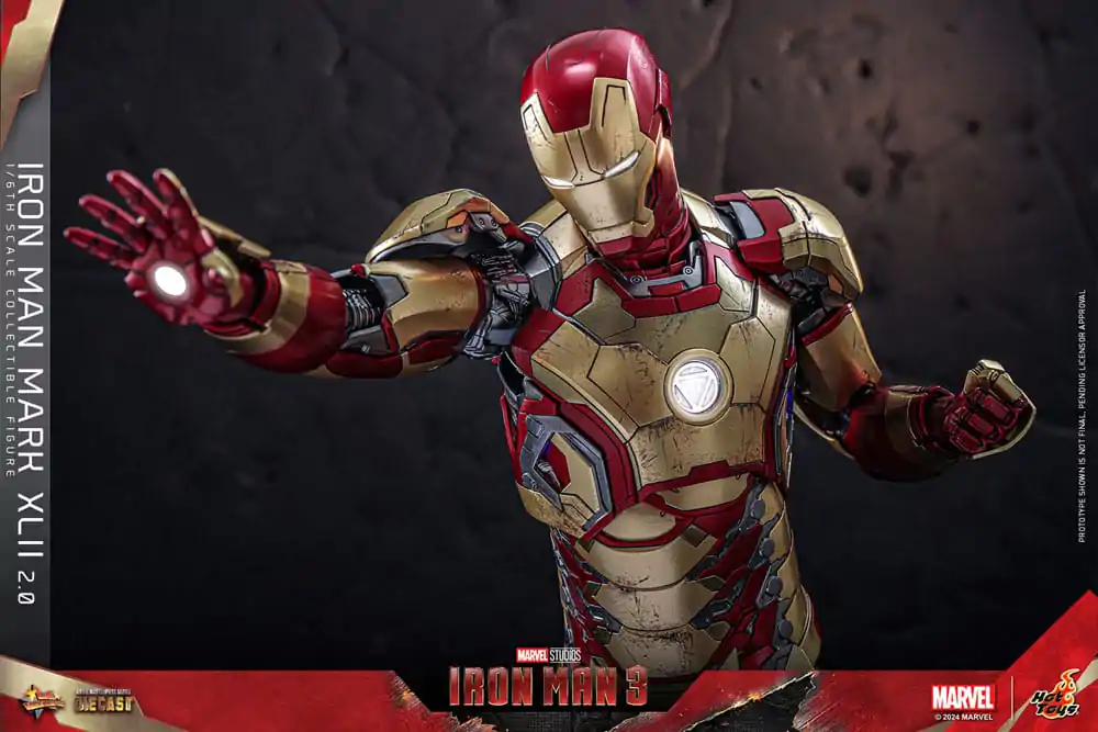 Iron Man 3 Movie Masterpiece Diecast 1/6 Iron Man Mark XLII (2.0) akciófigura 32 cm termékfotó