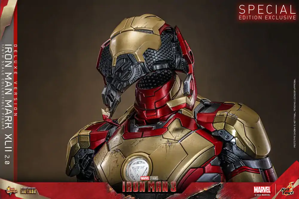 Iron Man 3 Movie Masterpiece Diecast 1/6 Iron Man Mark XLII (2.0) Deluxe akciófigura 32 cm termékfotó