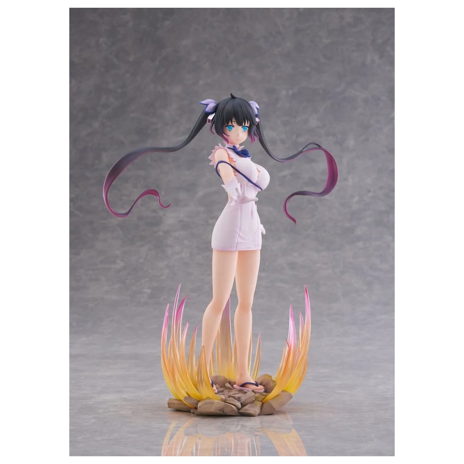 Is It Wrong to Try to Pick Up Girls in a Dungeon? V 1/7 Hestia Divinity Unleashed Ver. AmiAmi PVC figura Limitált kiadás 24 cm termékfotó