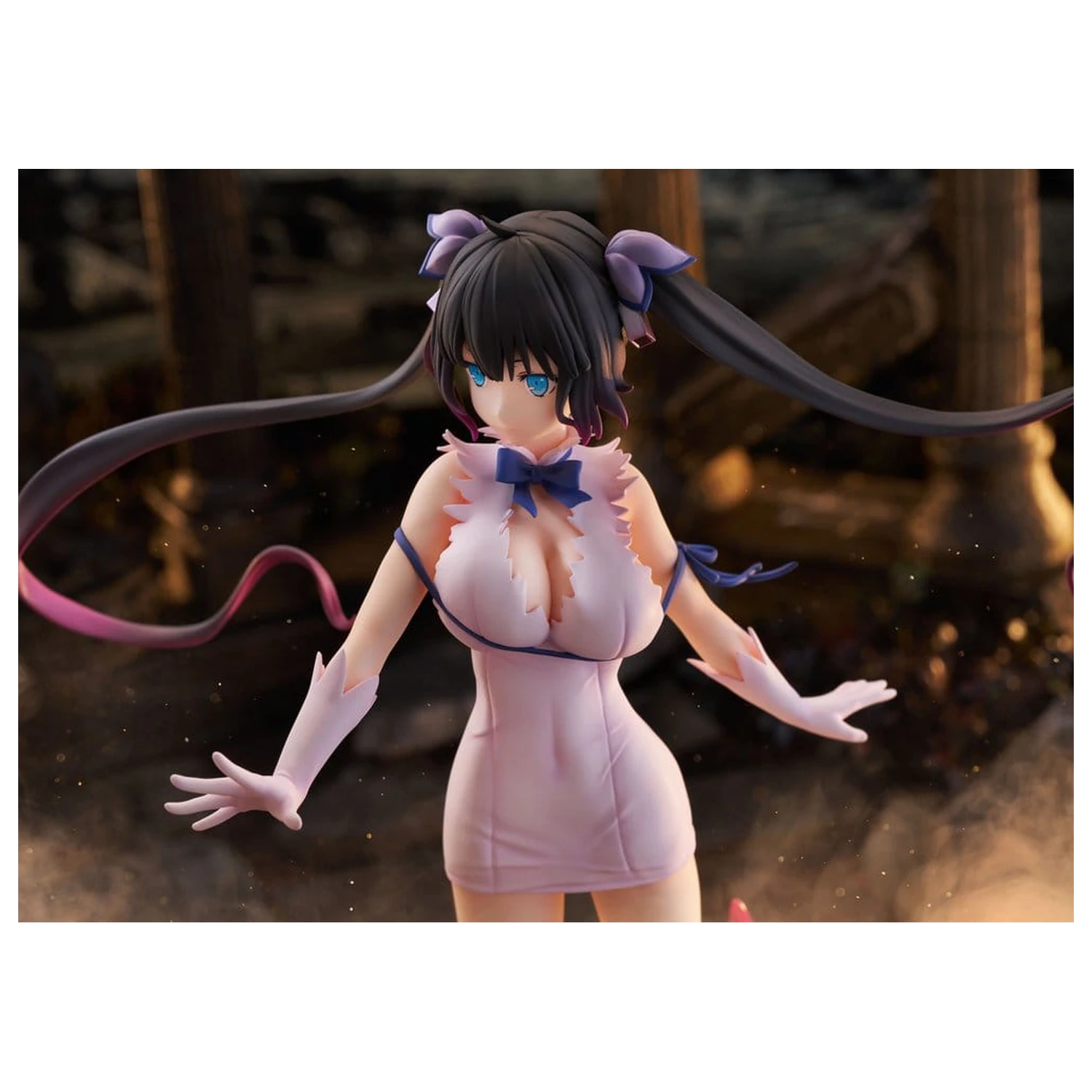 Is It Wrong to Try to Pick Up Girls in a Dungeon? V 1/7 Hestia Divinity Unleashed Ver. AmiAmi PVC figura Limitált kiadás 24 cm termékfotó