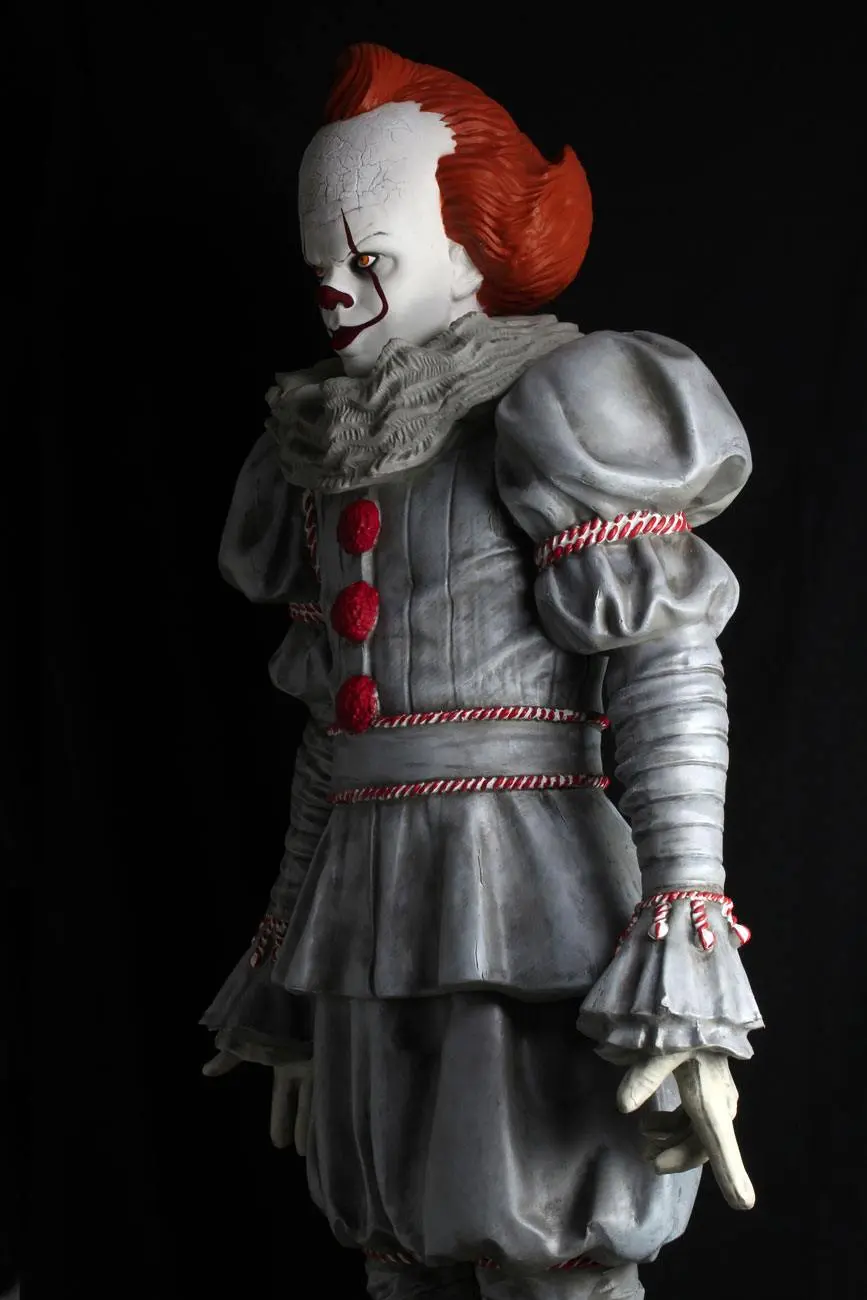 It Chapter Two Life-Size Statue Pennywise (Foam Rubber/Latex) szobor 180 cm termékfotó