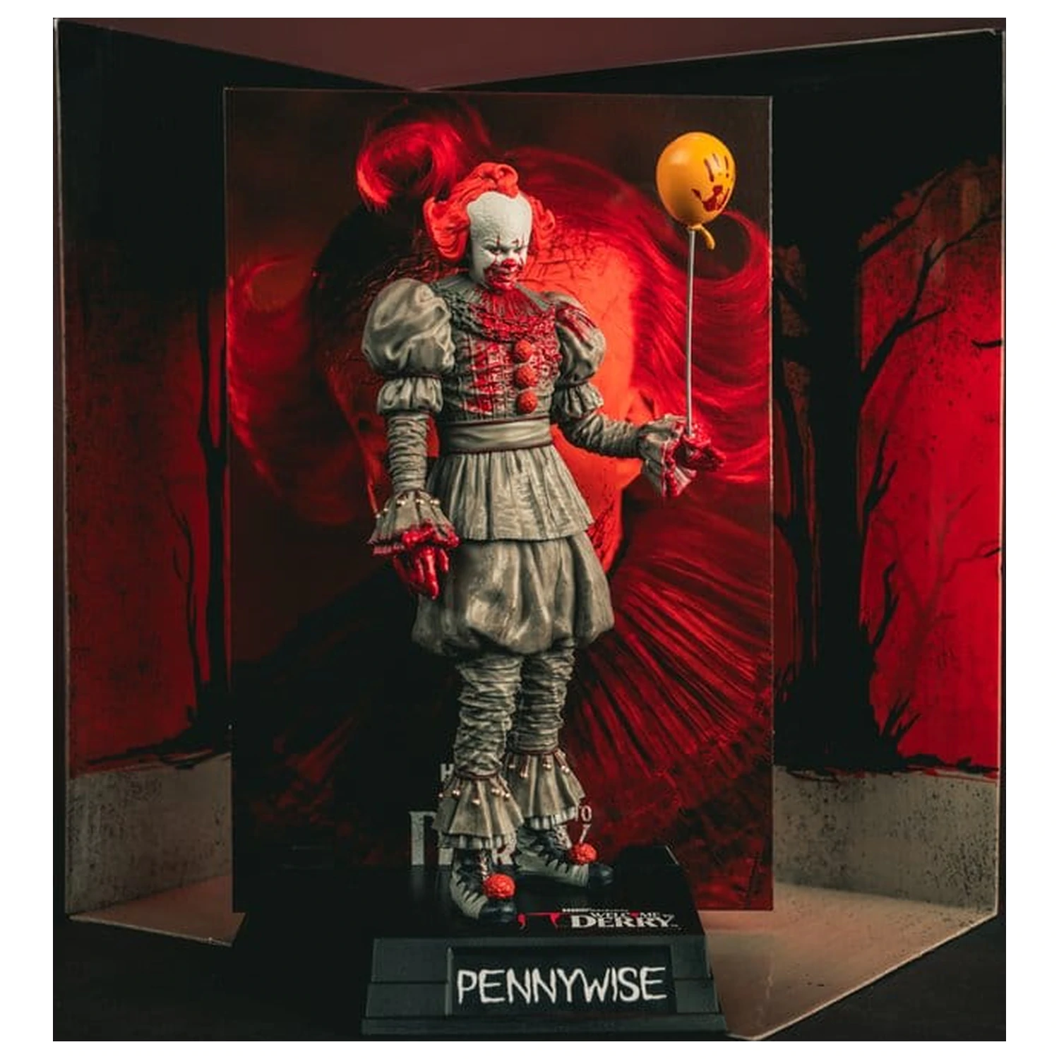 It Welcome to Derry Movie Maniacs figura Pennywise (Bloody) 16 cm termékfotó