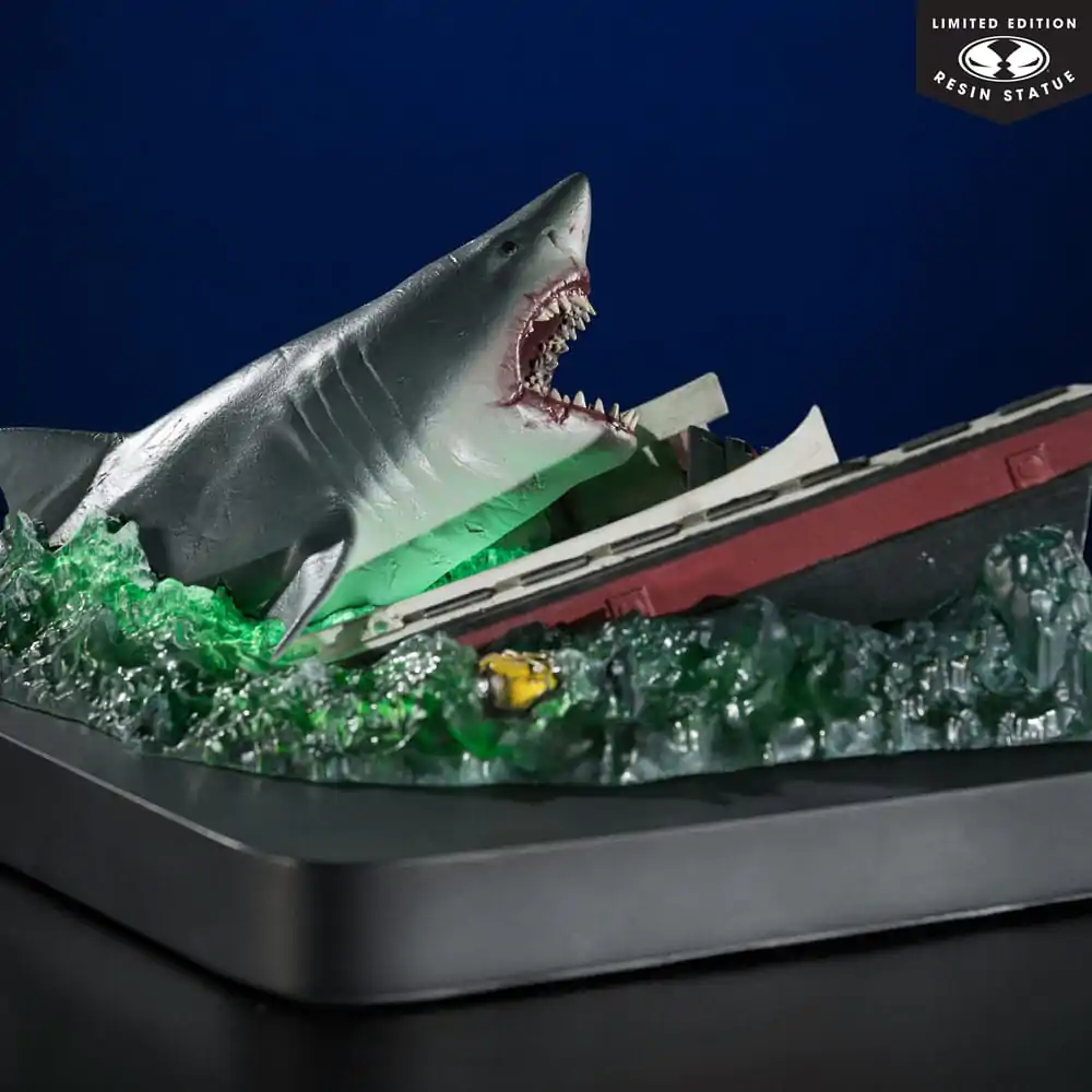 Jaws 1/48 Jaws (50th Anniversary) PVC szobor figura 25 cm termékfotó