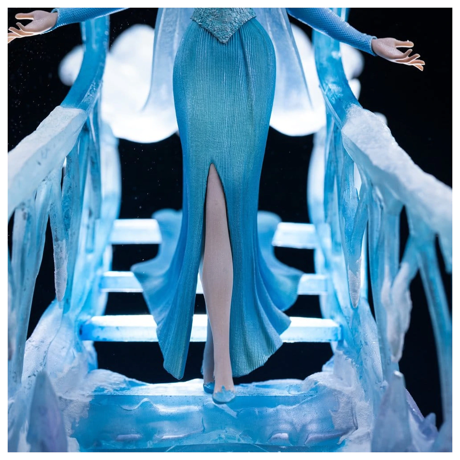 Jégvarázs Art Scale szobor figura 1/10 Elsa 23 cm termékfotó