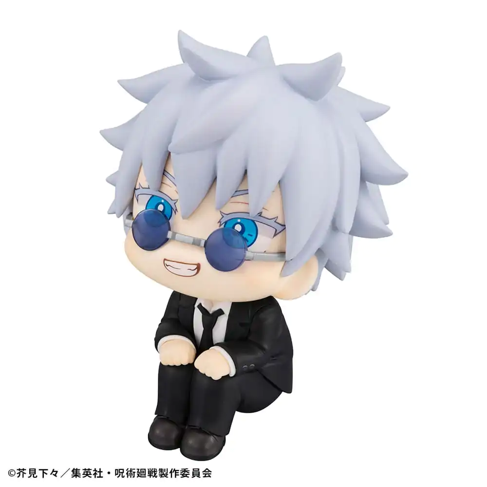 Jujutsu Kaisen Look Up PVC Statue Gojo Satoru Suit Ver. 11 cm termékfotó