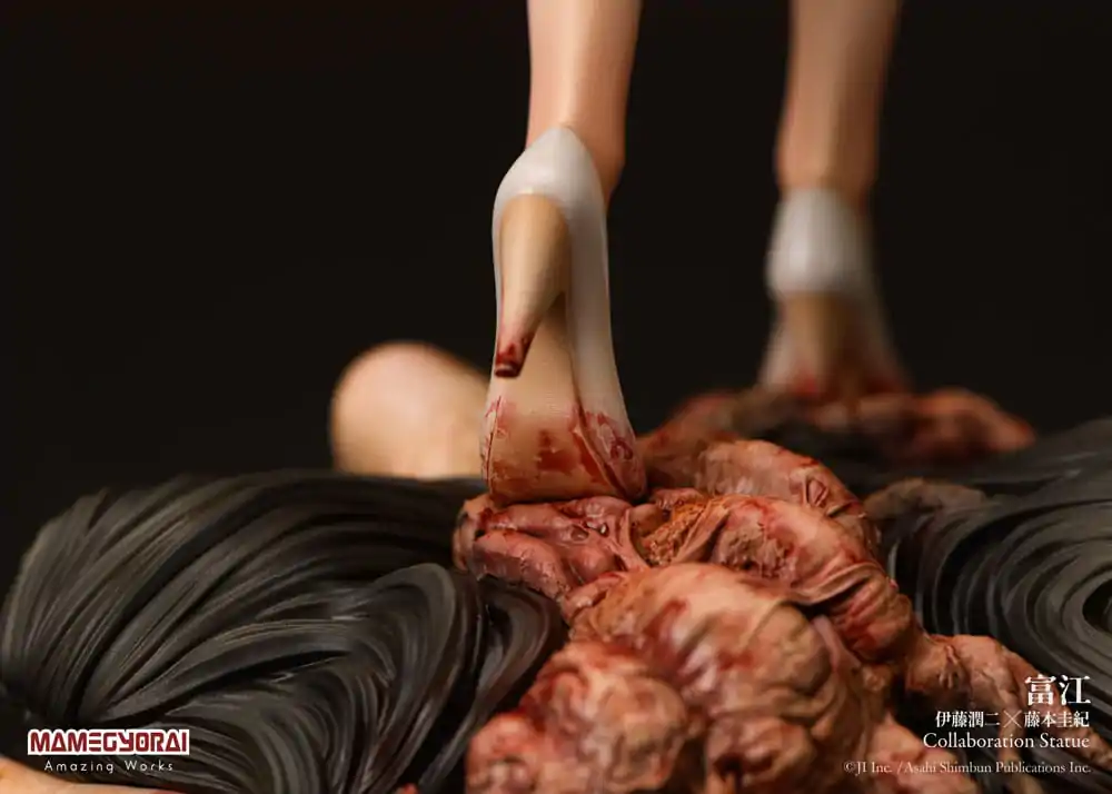 Junji Ito x Yoshiki Fujimoto Collaboration Tomie PVC szobor figura 27 cm termékfotó
