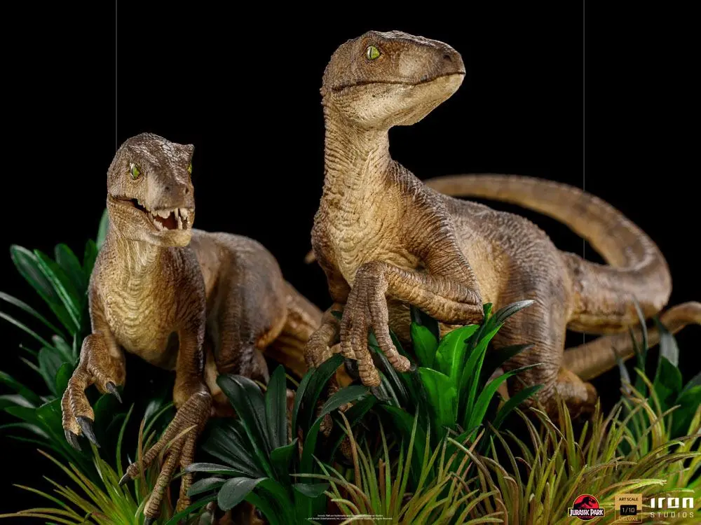 Jurassic Park Deluxe Art Scale 1/10 Just The Two Raptors szobor figura 20 cm termékfotó