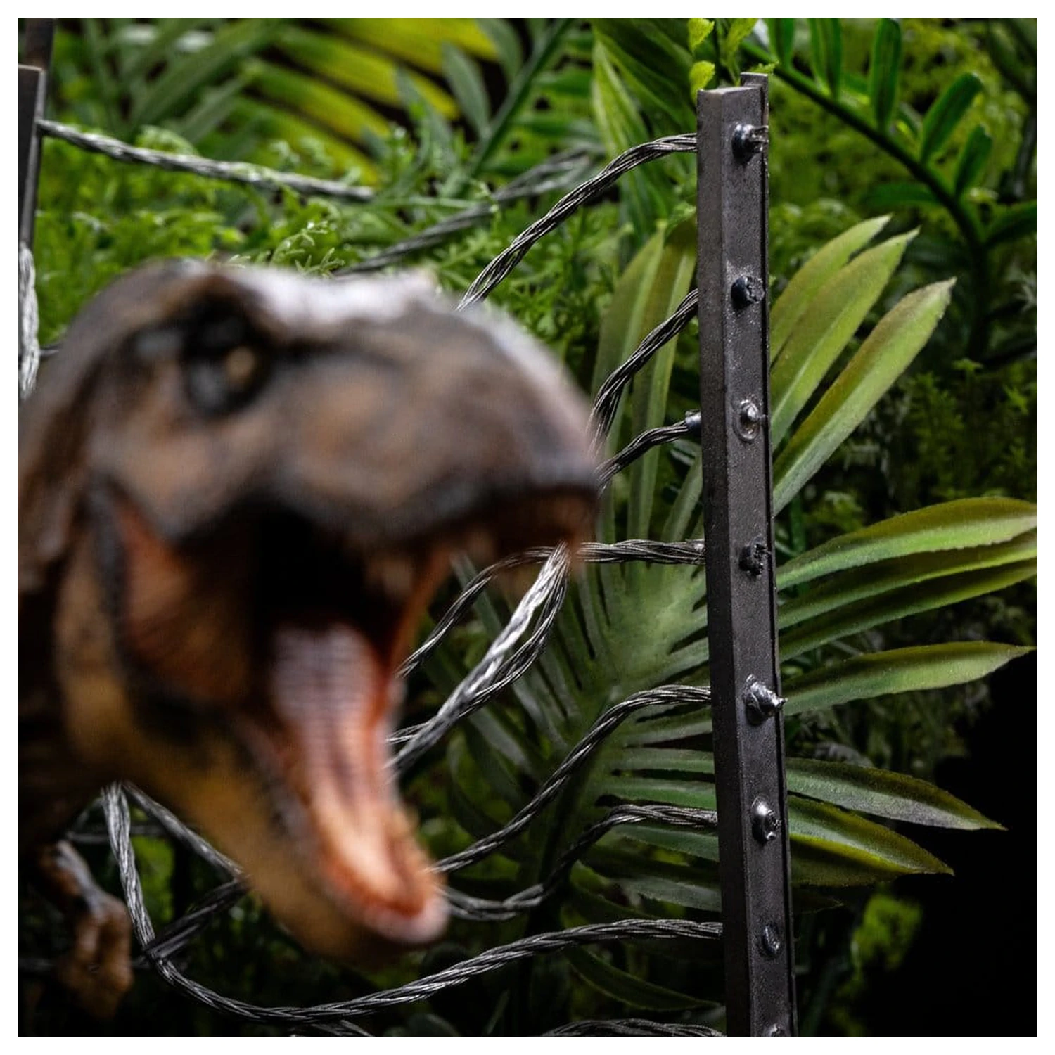 Jurassic Park Icons szobor figura T-Rex Breakout Set A 17 cm termékfotó
