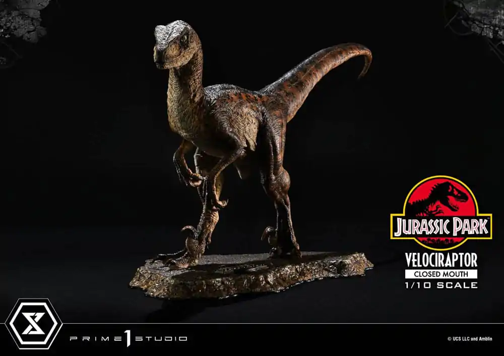 Jurassic Park Prime Collectibles 1/10 Velociraptor Closed Mouth szobor figura 19 cm termékfotó