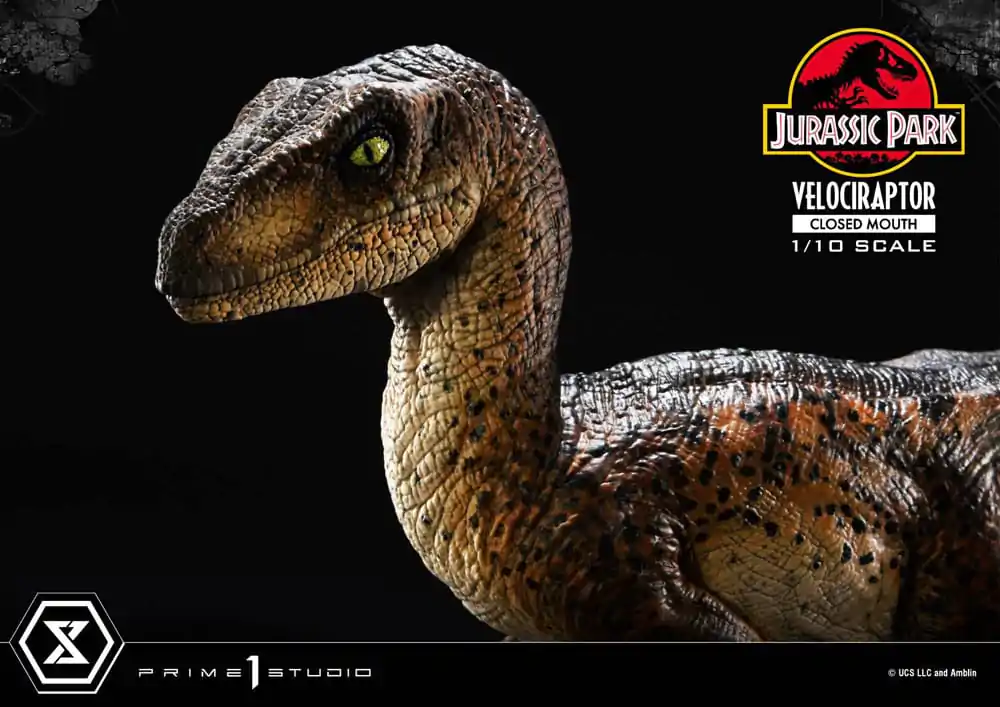 Jurassic Park Prime Collectibles 1/10 Velociraptor Closed Mouth szobor figura 19 cm termékfotó