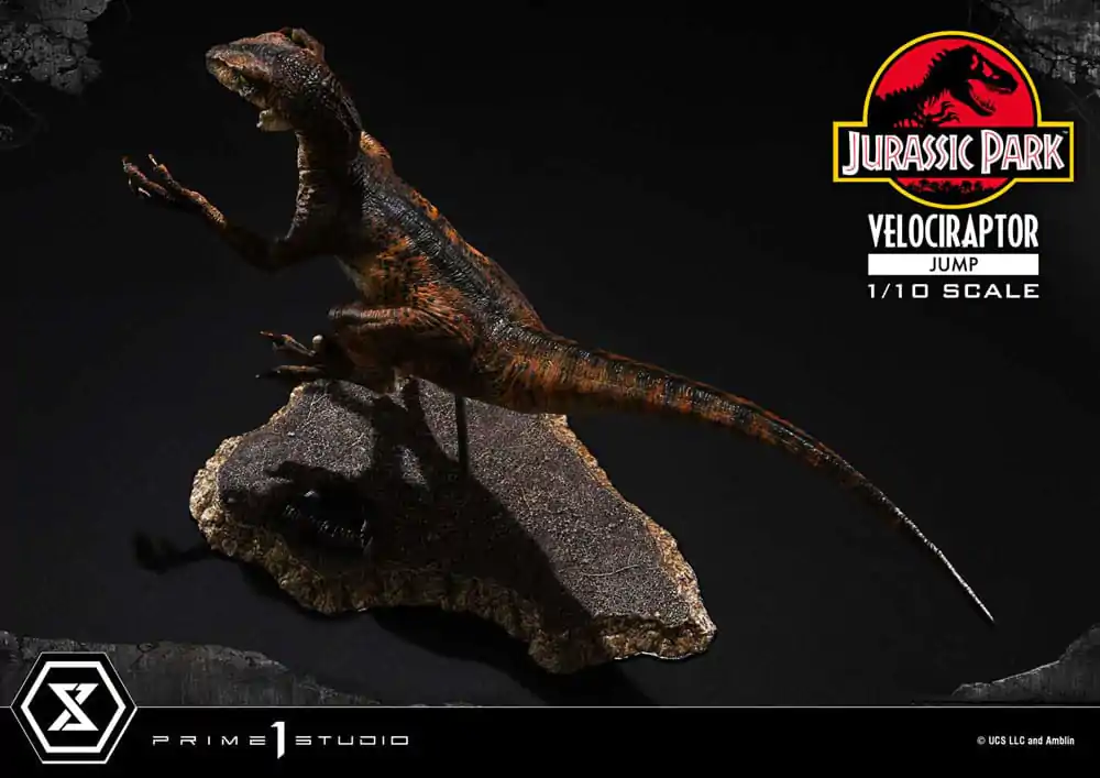 Jurassic Park Prime Collectibles 1/10 Velociraptor Jump szobor figura 21 cm termékfotó